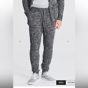 SER.O.YA lynx joggers Black Gray soft knit Sweatpants pants NWT men’s L